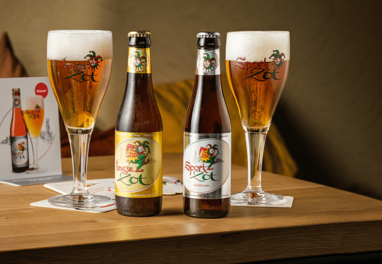 Brugse Zot Blond Sportzot bar café